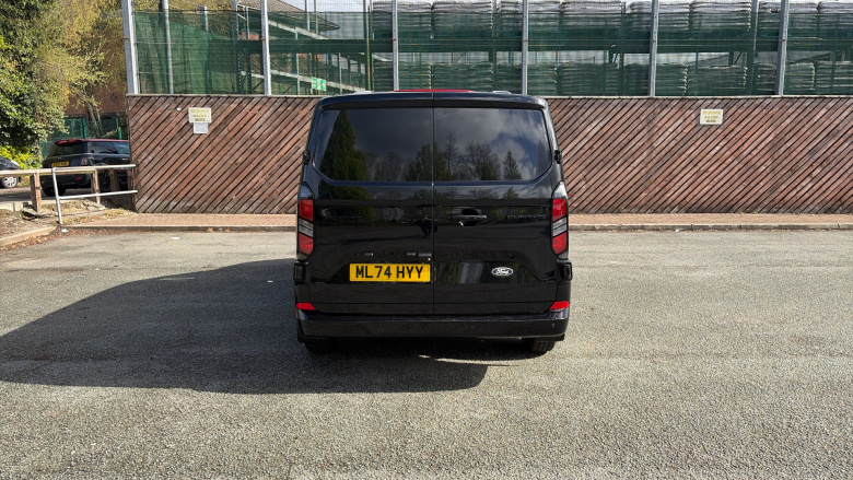Ford Transit Custom 300 L1 Diesel Fwd 2.0 EcoBlue 136ps H1 Van Limited Auto